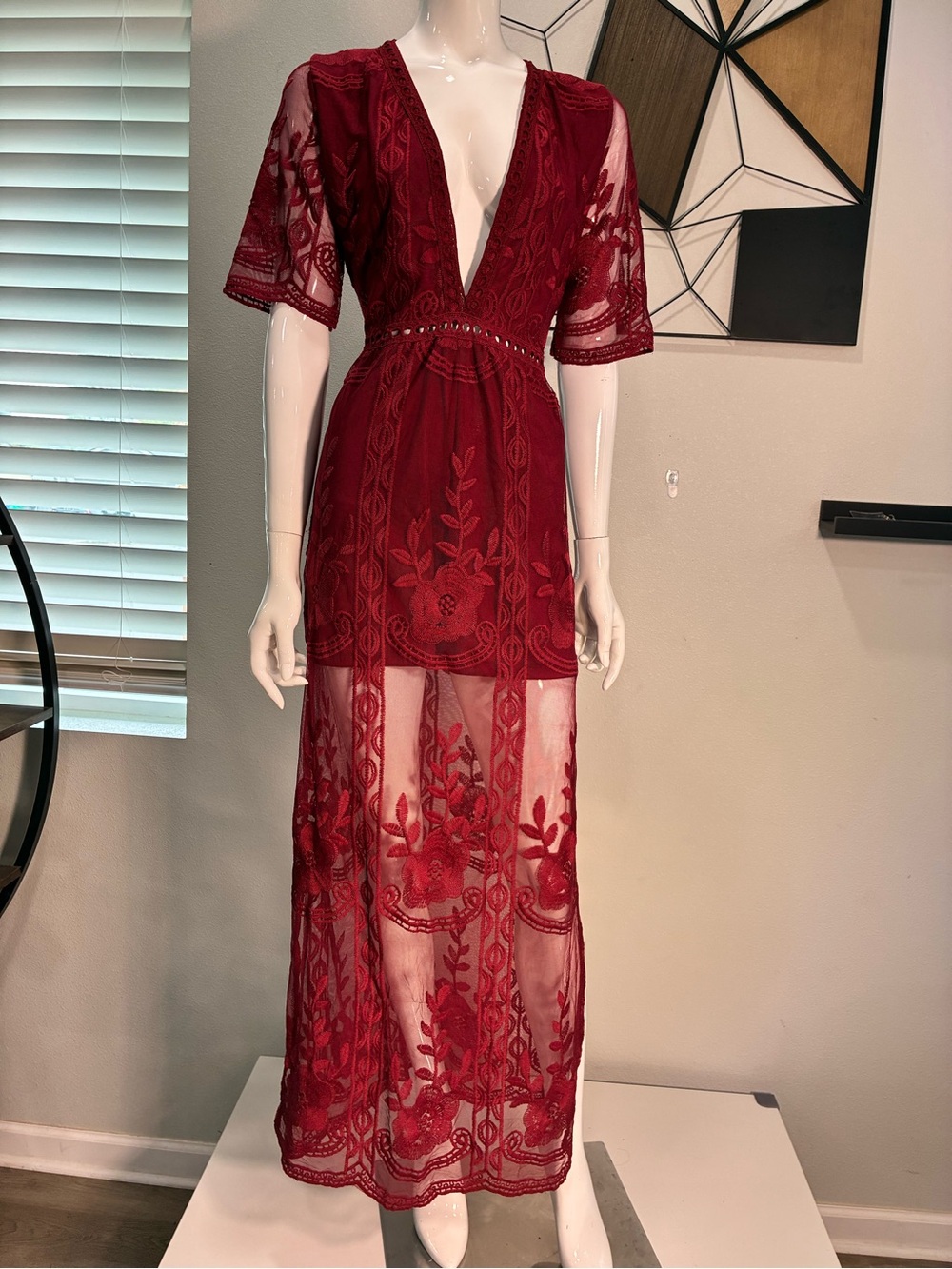 Elegant Crimson Lace V-Neck Maxi Dress
